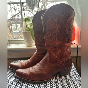 Ariat women’s red leather cowboy boots, size 8